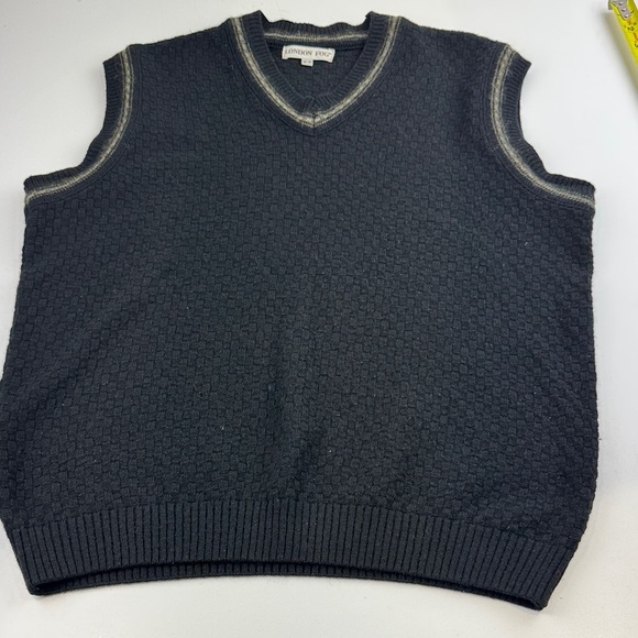 London Fog Men's Black Sleeveless Wool Blend Vest - Picture 1 of 6